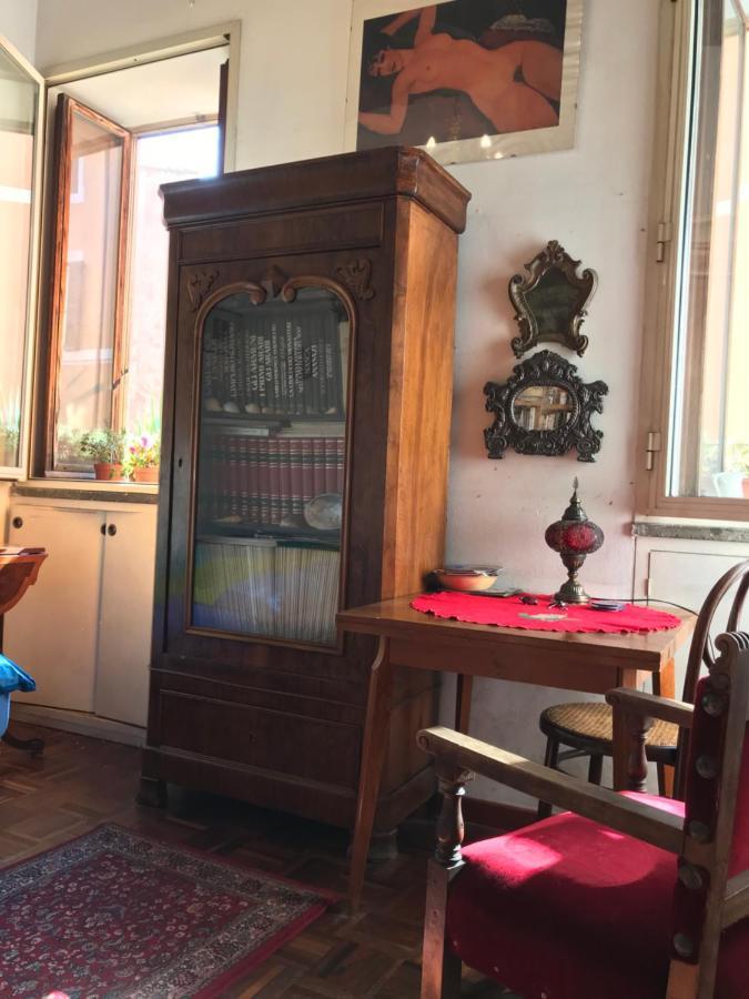 Room For Rent In Rome Trastevere ภายนอก รูปภาพ